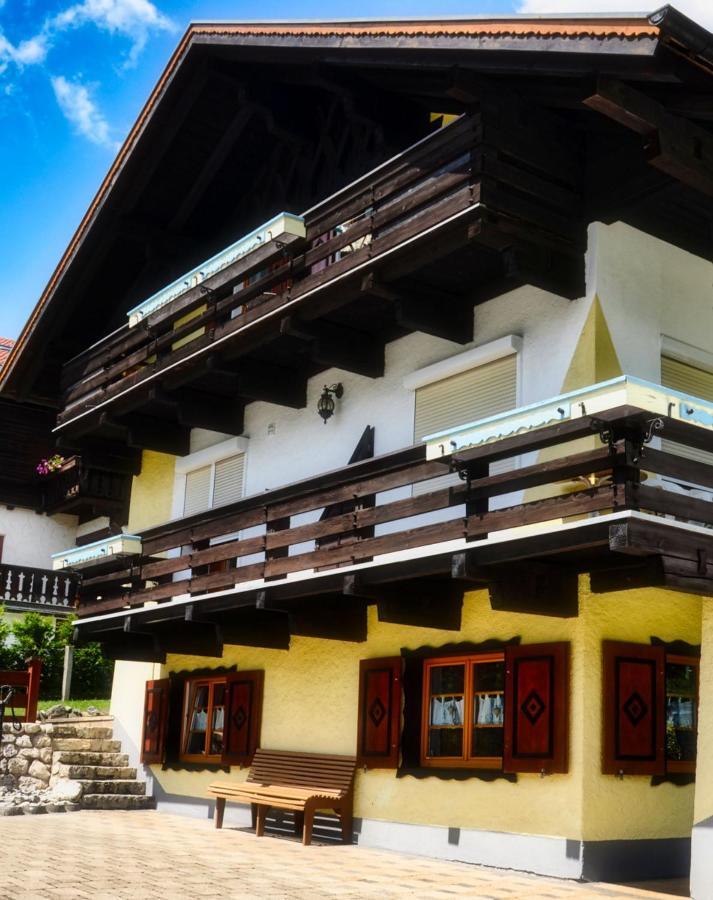Zugspitzhaus Monika Lermoos Buitenkant foto
