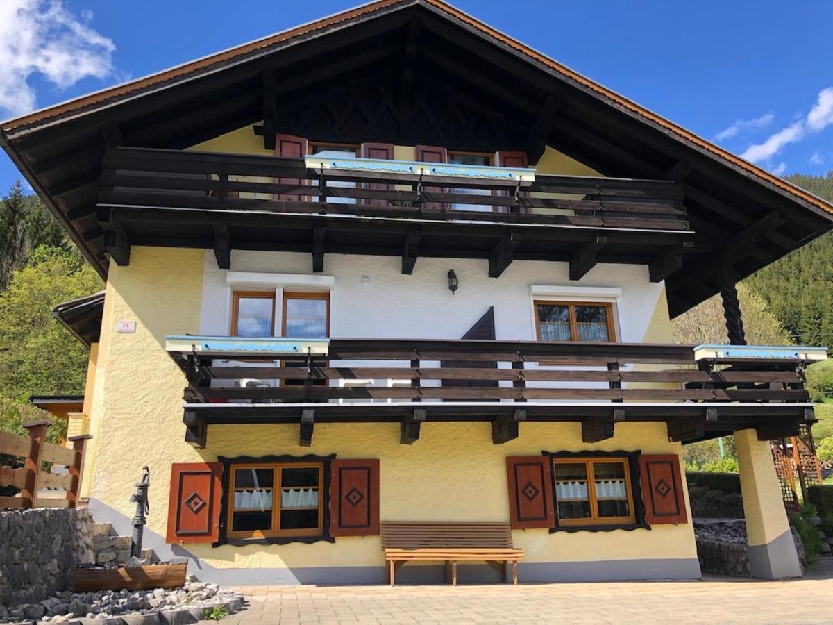Zugspitzhaus Monika Lermoos Buitenkant foto